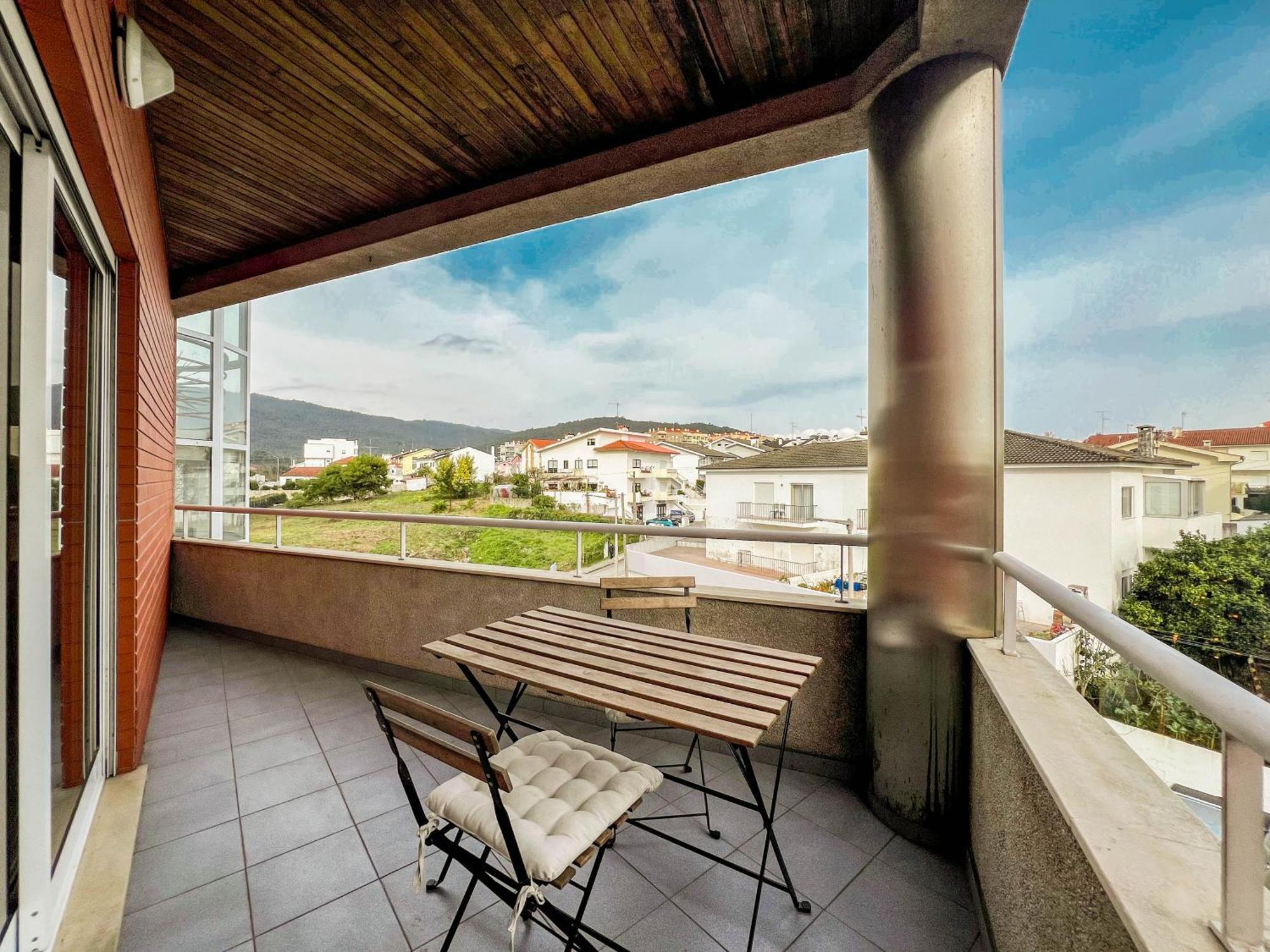 Comfortable Apartment In Viana Do Castelo Buitenkant foto